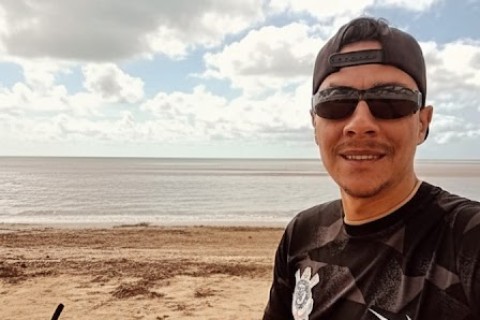 Alex, que mora na cidade há cerca de três meses, não retornou para casa após sair de casa para a casa de seu primo, ambos iam pescar