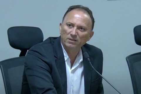 Vereador Gustavo Esclarece Polêmica sobre Extinção de Cargas em Sessão na Câmara Municipal de Guamaré