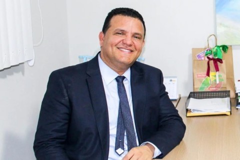 Prefeitura de Guamaré adquire novos fardamentos para servidores da Chefia do Gabinete Civil